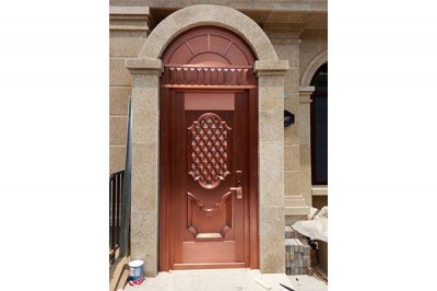 韜智門業(yè)為您介紹，濟南銅門的保養(yǎng)二三事